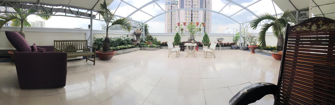 Lotus Apartment Хошимин Екстериор снимка